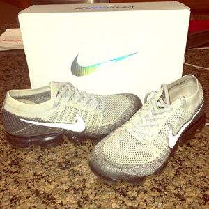 Used vapormax. Size 9.5